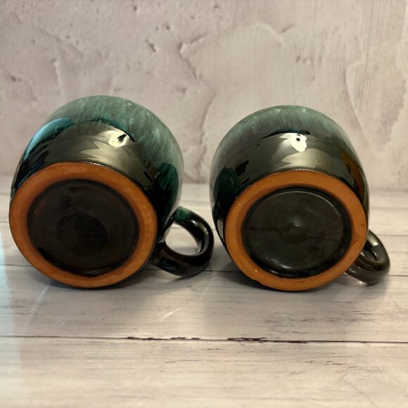 Blue Mountain Mug Set w/ Handle Drip Glaze Redware Mid Century (SKU: 212MI) - Picture 4 of 12